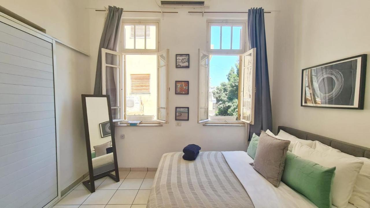 Bugrashov Beach Apartment With Balcony Tel Aviv Exterior foto